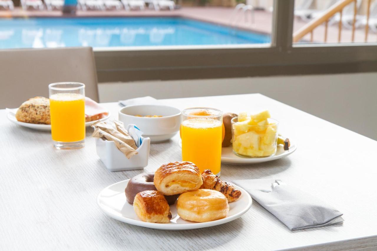 Hotel Castilla لقنت المظهر الخارجي الصورة