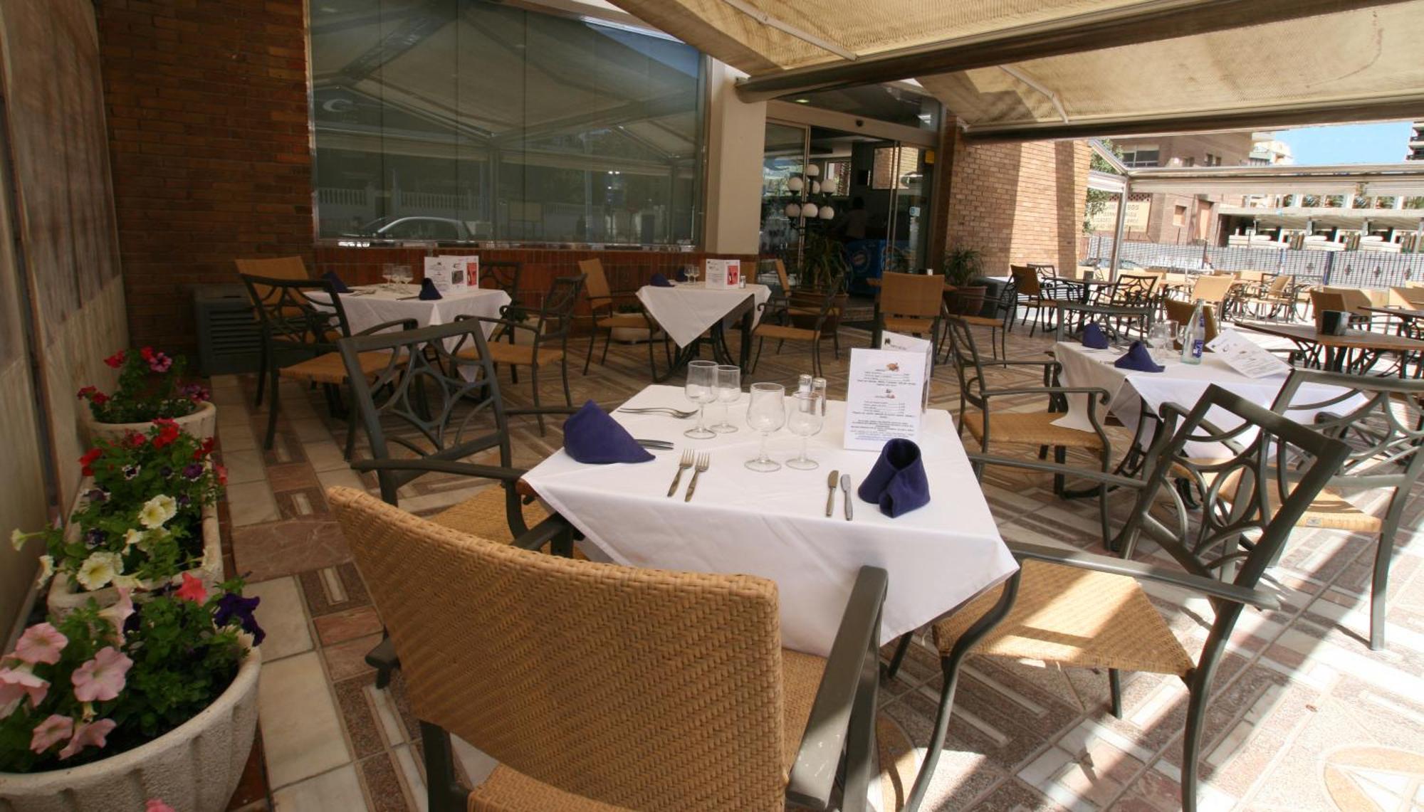 Hotel Castilla لقنت المطعم الصورة
