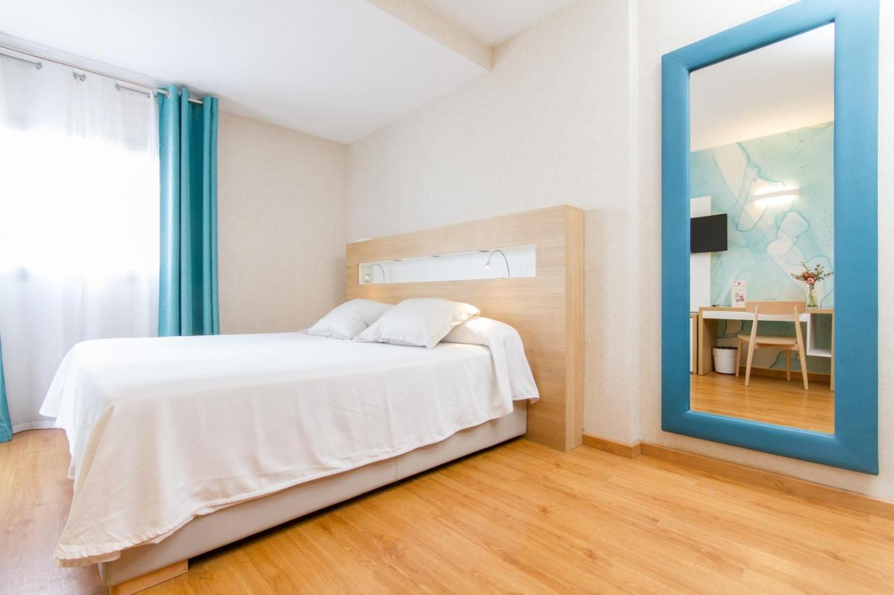 Hotel Castilla لقنت المظهر الخارجي الصورة
