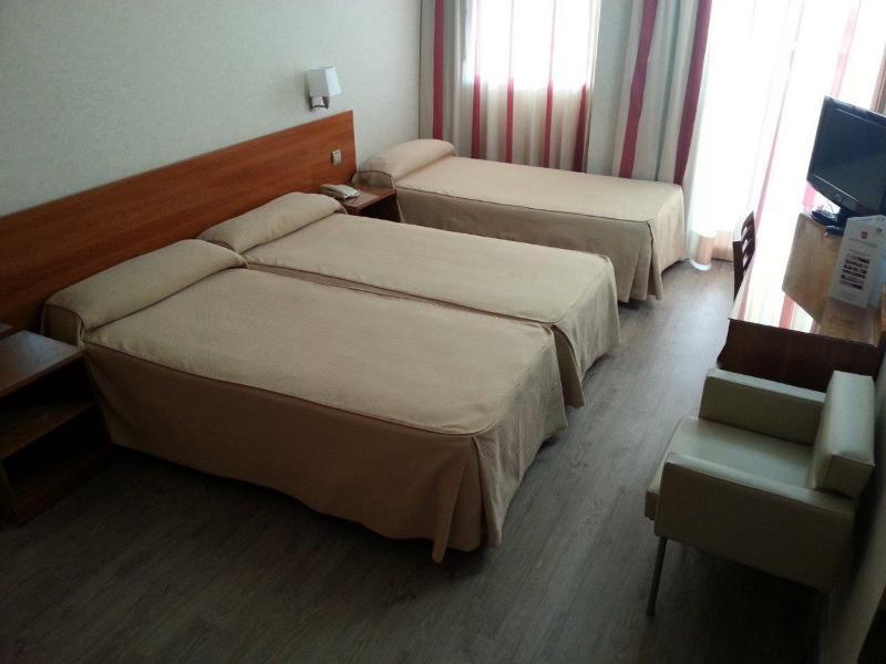Hotel Castilla لقنت المظهر الخارجي الصورة